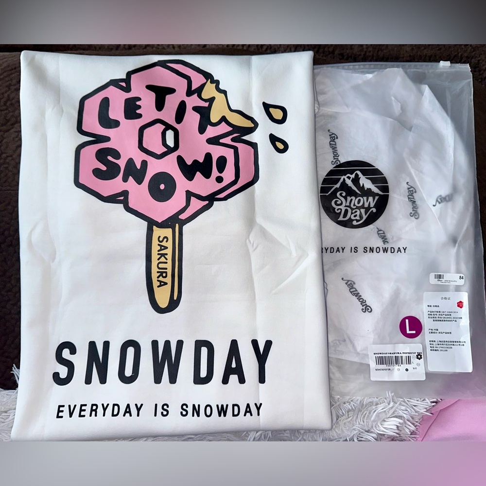 SnowDay ☼ Large Sakura Popsicle Tee Shirt, NWT, retired print